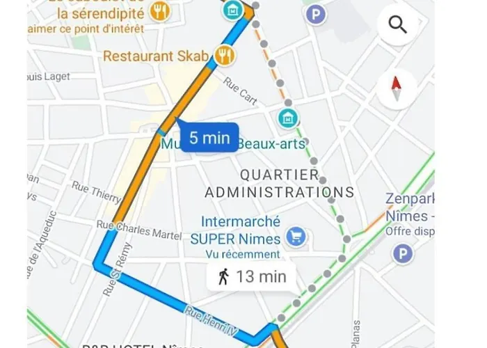 Proche Gare Arene & Carre D'art Apartament *